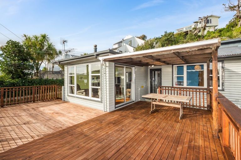 Photo of property in 32 Papakowhai Road, Papakowhai, Porirua, 5024