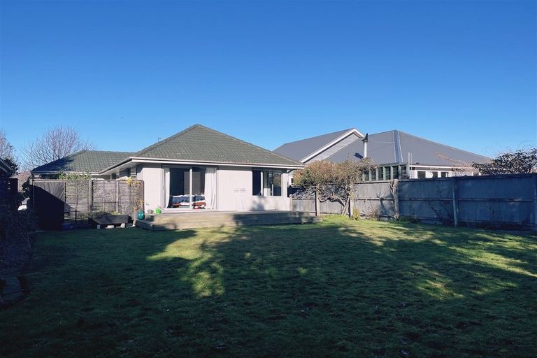 Photo of property in 207 Grahams Road, Burnside, Christchurch, 8053
