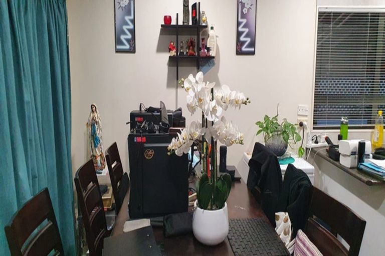 Photo of property in 26c Sunnyfield Crescent, Glenfield, Auckland, 0629