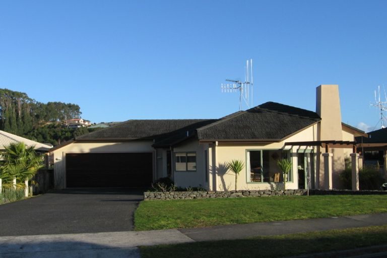 Photo of property in 8 Parkview Avenue, Western Heights, Hamilton, 3200