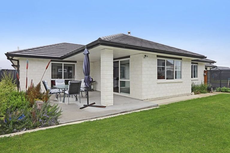 Photo of property in 15 Horton Close, Frimley, Hastings, 4120