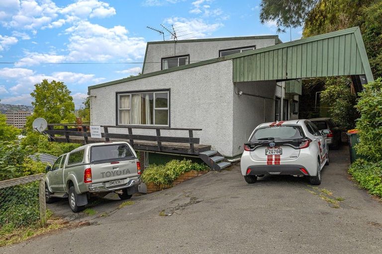 Photo of property in 5 Cosy Dell Road, North Dunedin, Dunedin, 9016