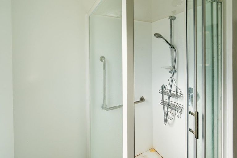 Photo of property in 6 Cunliffe Street, Johnsonville, Wellington, 6037