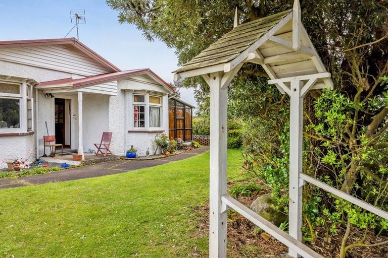 Photo of property in 32 Norfolk Street, Patea, 4520