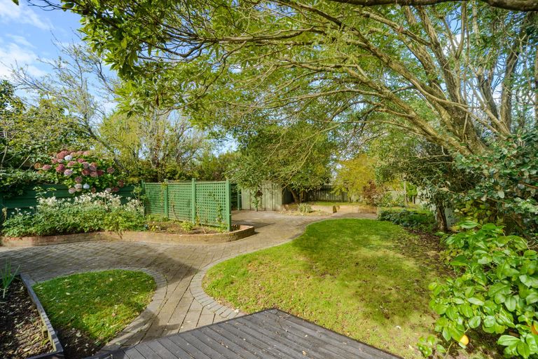 Photo of property in 78 Churchill Avenue, Hokowhitu, Palmerston North, 4410