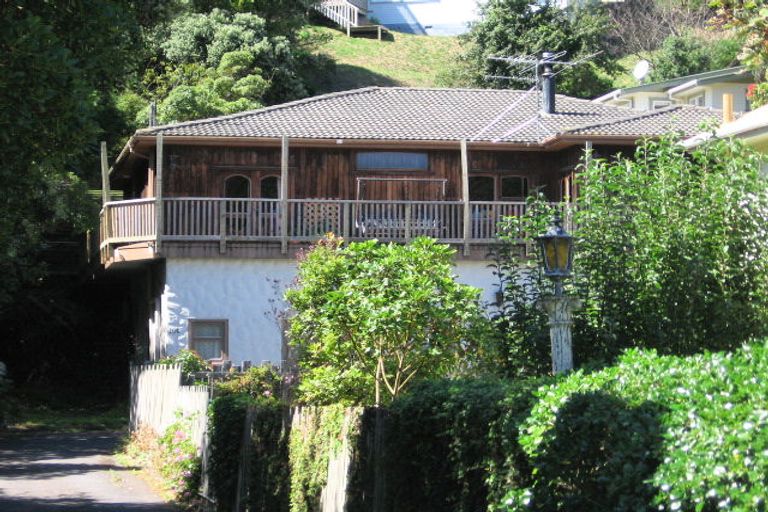 Photo of property in 101 Melbourne Road, Island Bay, Wellington, 6023