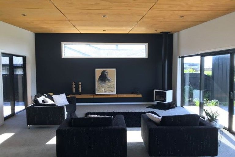 Photo of property in 106 Puhirake Crescent, Pyes Pa, Tauranga, 3112