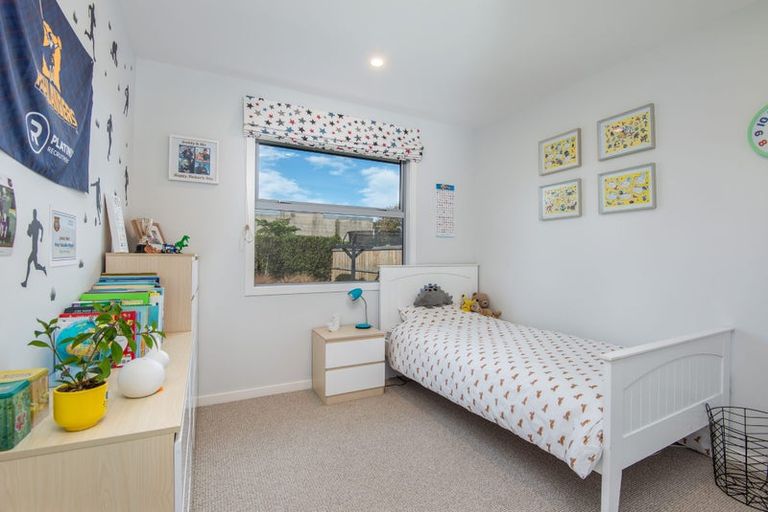 Photo of property in 10 Three Kings Court, Outram, 9019