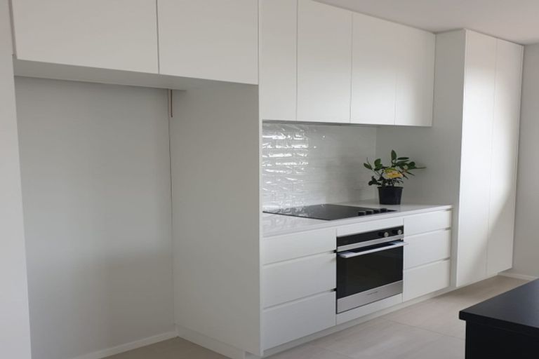 Photo of property in 20 Kawariki Road, Helensville, 0800