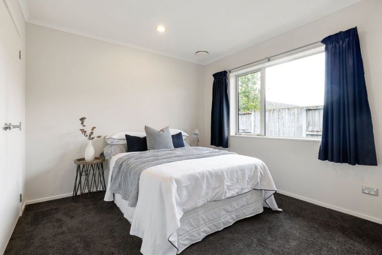 Photo of property in 5 Allgood Place, Rototuna North, Hamilton, 3210