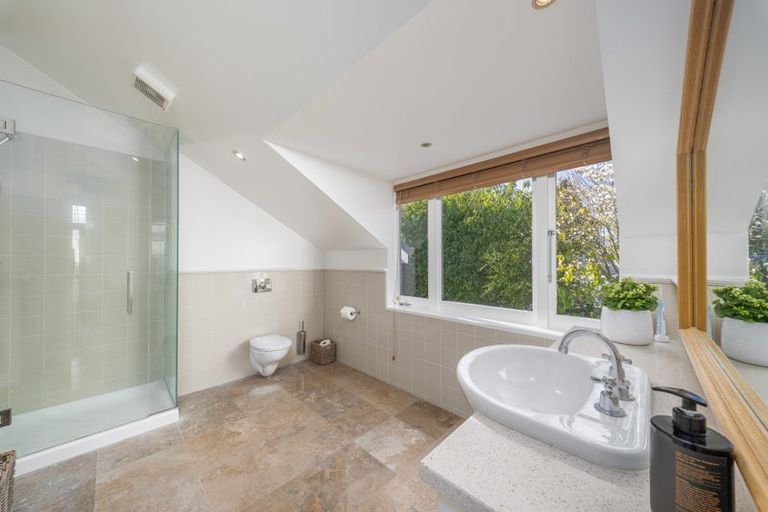 Photo of property in 6 Weka Street, Fendalton, Christchurch, 8041