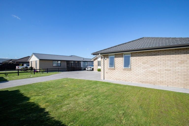 Photo of property in 49 Benner Drive, Ngatea, 3503