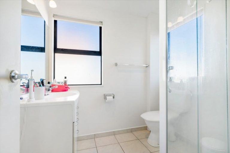 Photo of property in 1/142 Ghuznee Street, Te Aro, Wellington, 6011