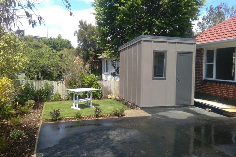Photo of property in 48 Athol Terrace, Upper Riccarton, Christchurch, 8041