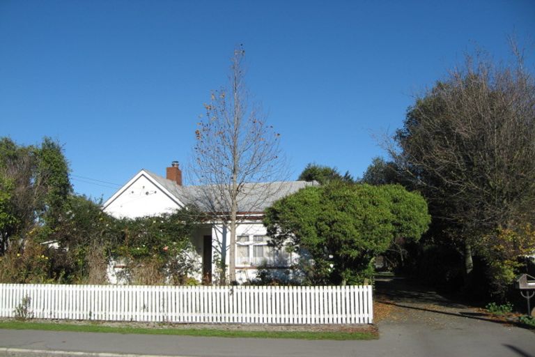 Photo of property in 29 Belfast Road, Belfast, Christchurch, 8051