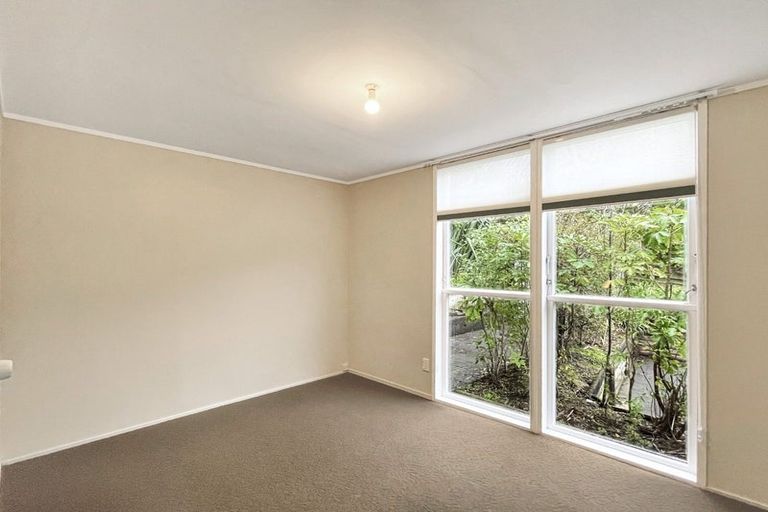 Photo of property in 31 Viewmont Drive, Harbour View, Lower Hutt, 5010