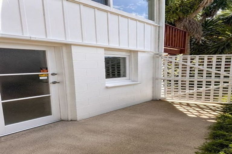 Photo of property in 3 Beldon Place, Pakuranga Heights, Auckland, 2010
