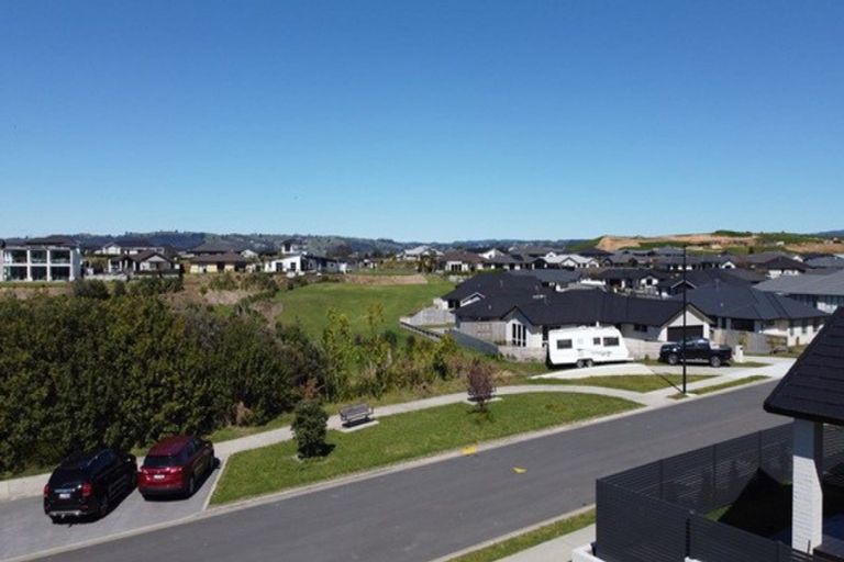 Photo of property in 41 Lakeside Terrace, Omokoroa, 3114