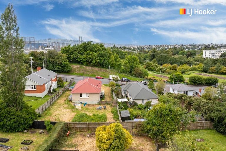 Photo of property in 15 Hanlon Street, Halfway Bush, Dunedin, 9010