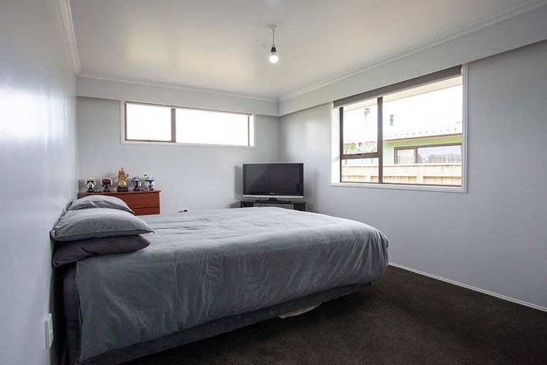 Photo of property in 7 Te Whena Place, Waitara, 4320