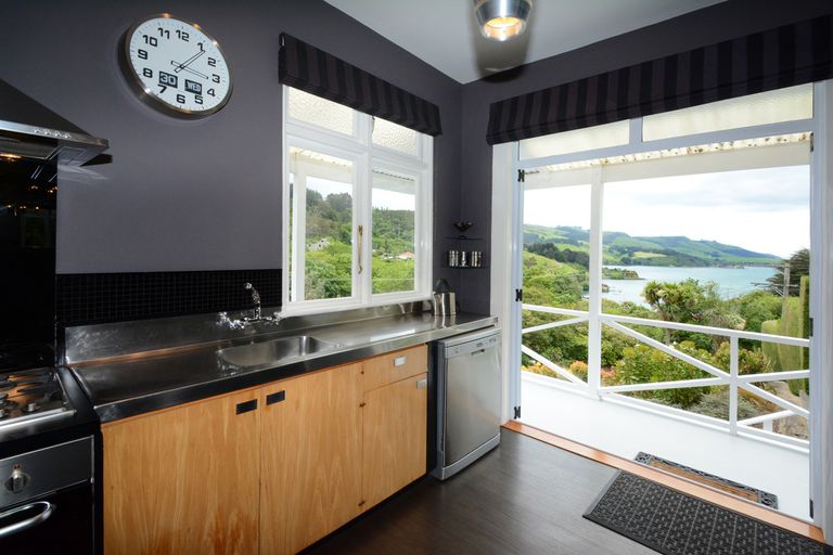 Photo of property in 17 Harbour Terrace, Careys Bay, Port Chalmers, 9023