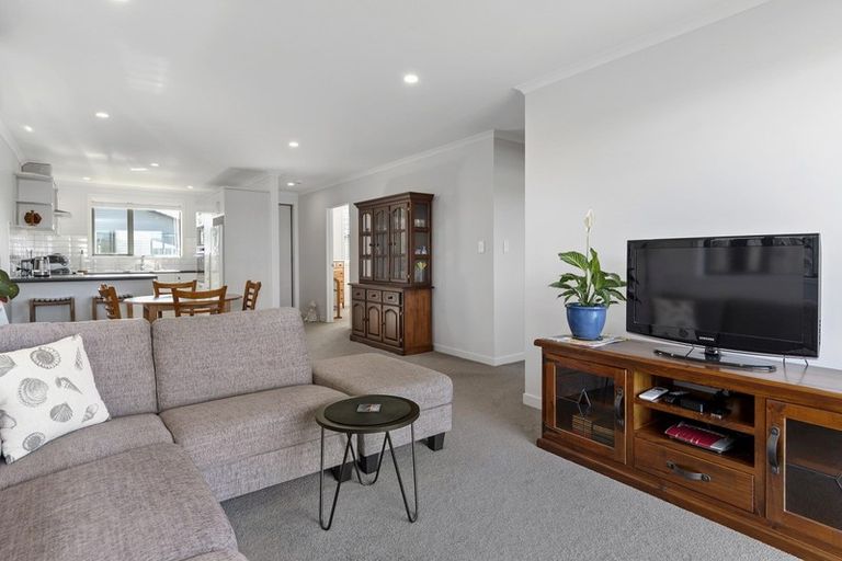Photo of property in Waterview Estate, 86/4 Greystone Place, Omokoroa, 3114