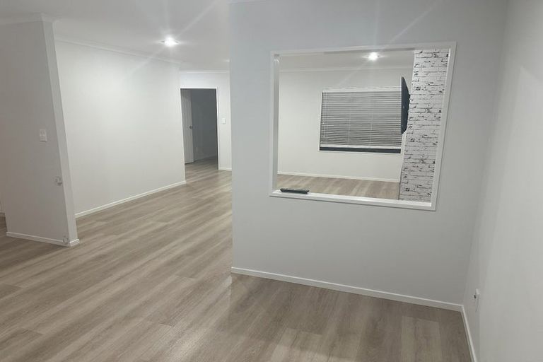 Photo of property in 62 Matarangi Road, East Tamaki, Auckland, 2013