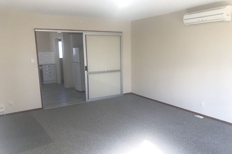 Photo of property in 2/66 Elizabeth Street, Riccarton, Christchurch, 8041