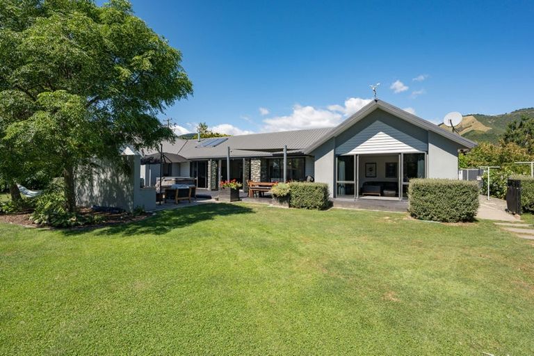 Photo of property in 2 Ashfield Place, Richmond, 7020