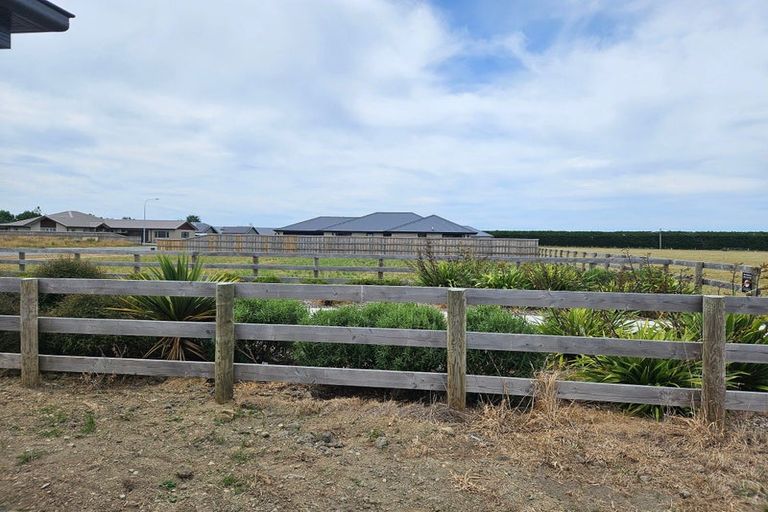 Photo of property in 20 Plover Avenue, Amberley, 7410