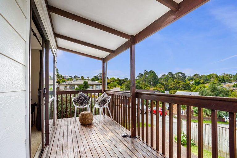 Photo of property in 10 Carillon Place, Massey, Auckland, 0614