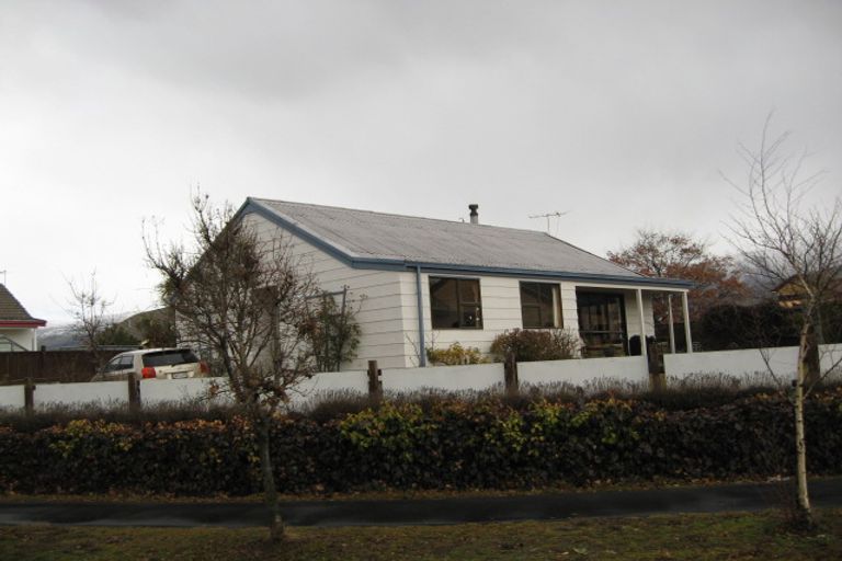 Photo of property in 16 Wishart Crescent, Cromwell, 9310