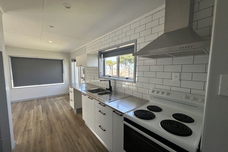 Photo of property in 18 Rahiri Street, Waitara, 4320