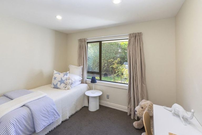 Photo of property in 17 Glencullen Drive, Casebrook, Christchurch, 8051