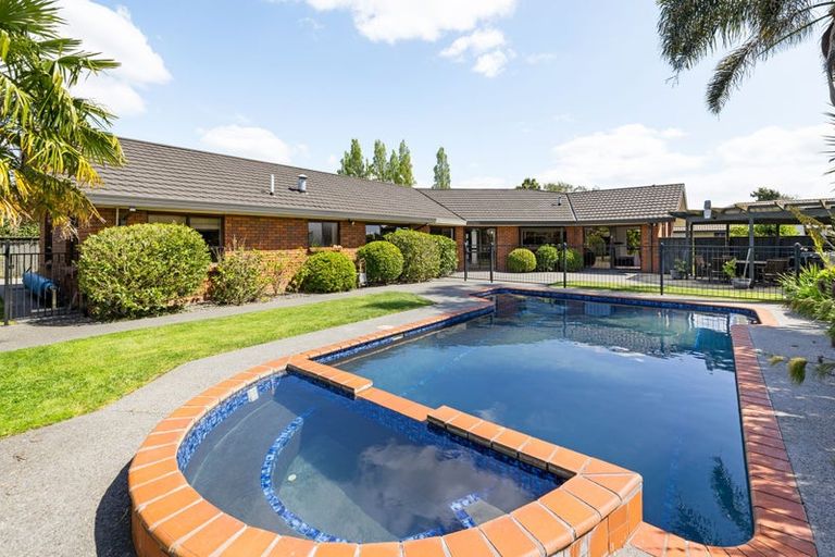 Photo of property in 10 Harrowfield Drive, Harrowfield, Hamilton, 3210