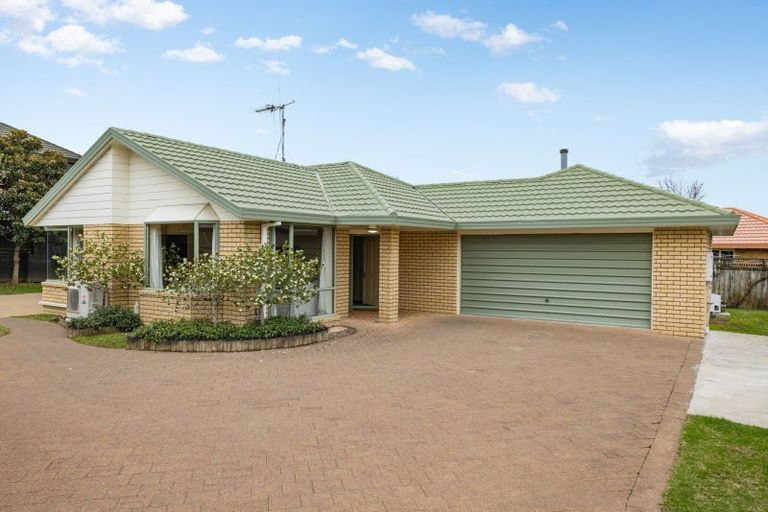 Photo of property in 15 Moreland Avenue, Pukete, Hamilton, 3200