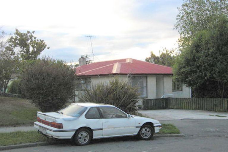 Photo of property in 6 Roach Street, Holmes Hill, Oamaru, 9401