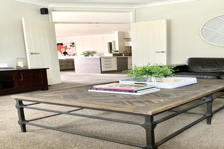 Photo of property in 14 Haast Place, Poraiti, Napier, 4112