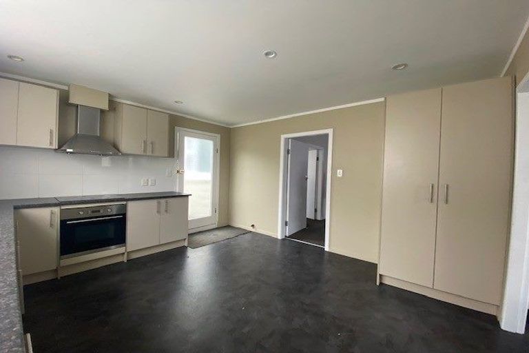 Photo of property in 14 Yale Road, Mount Cook, Wellington, 6021