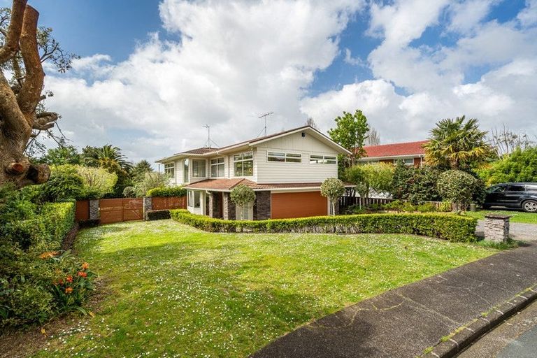 Photo of property in 34 Marywil Crescent, Hillcrest, Auckland, 0627