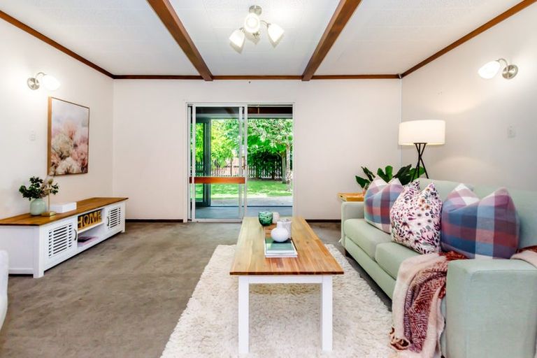 Photo of property in 40 Te Rauparaha Street, Otaki, 5512