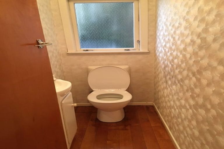 Photo of property in 29 Andrew Road, Howick, Auckland, 2010