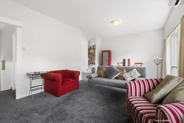 Photo of property in 97b Warwick Street, Wilton, Wellington, 6012