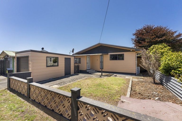Photo of property in 16 Prince Street, Gonville, Whanganui, 4501
