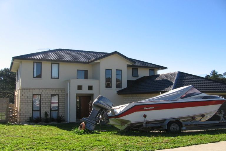 Photo of property in 53 Aberley Road, Schnapper Rock, Auckland, 0632