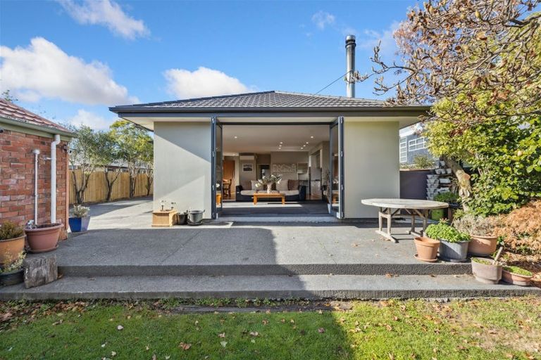 Photo of property in 83 Bishop Street, St Albans, Christchurch, 8014
