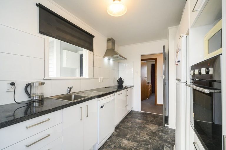 Photo of property in 56 Apollo Parade, Milson, Palmerston North, 4414