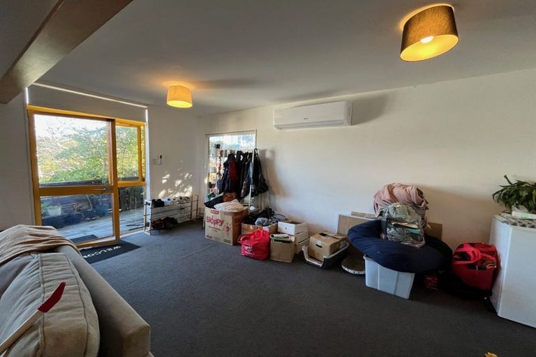 Photo of property in 22 Stafford Street, Mount Victoria, Wellington, 6011