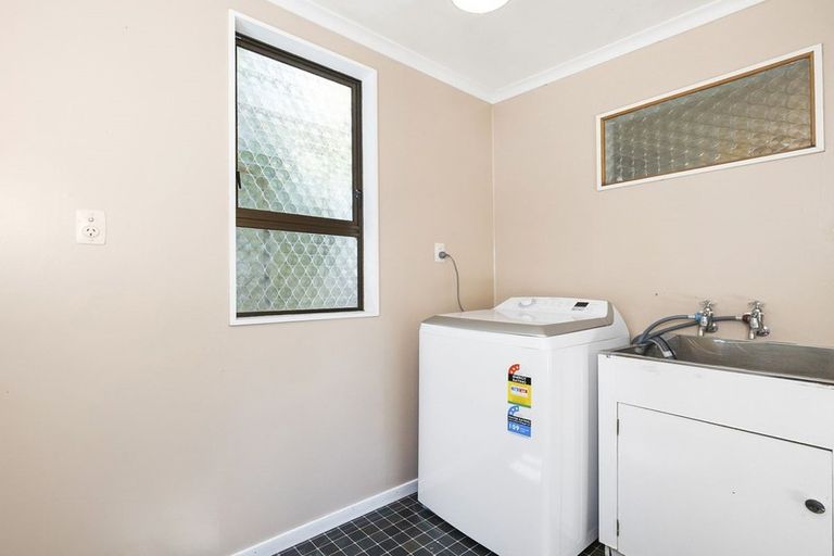 Photo of property in 5 Marett Street, Macandrew Bay, Dunedin, 9014