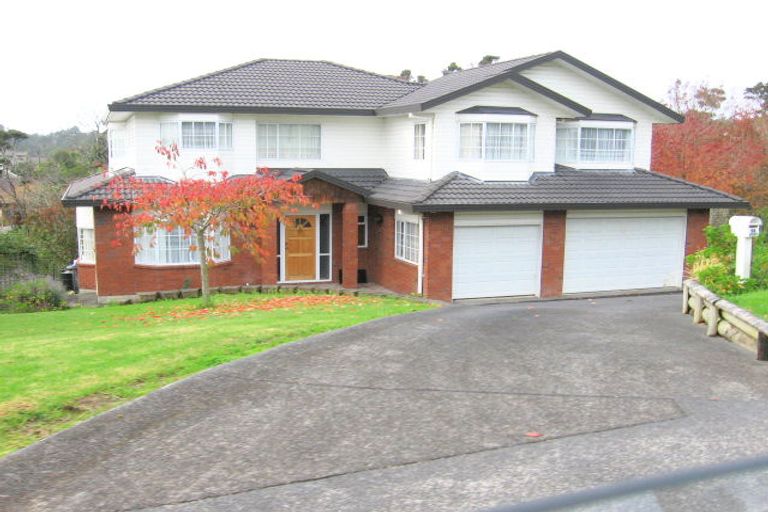 Photo of property in 8a Wainoni Heights, Greenhithe, Auckland, 0632